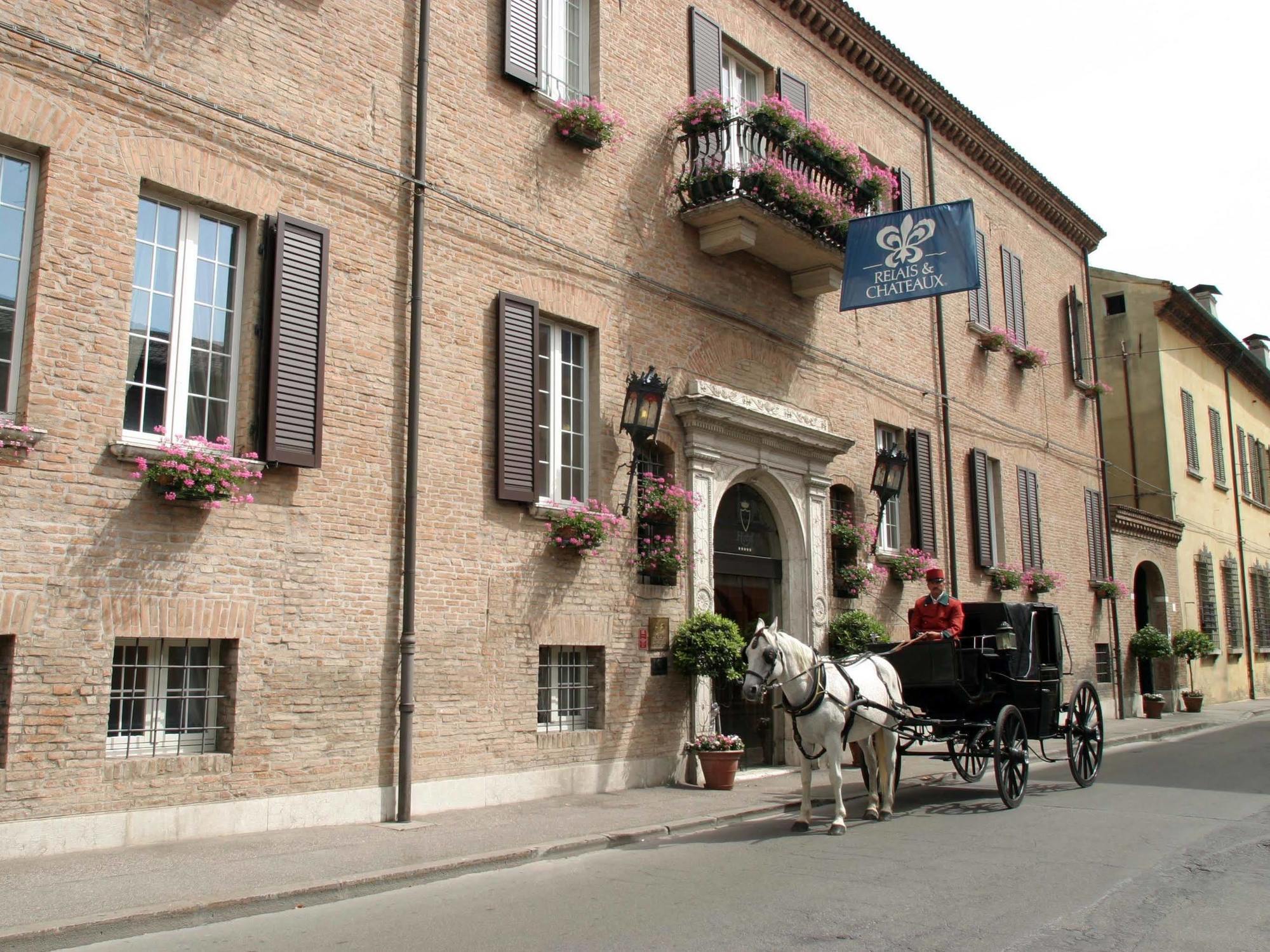 Hotel Duchessa Isabella Collection By Gsa Hotels Ferrara Luaran gambar